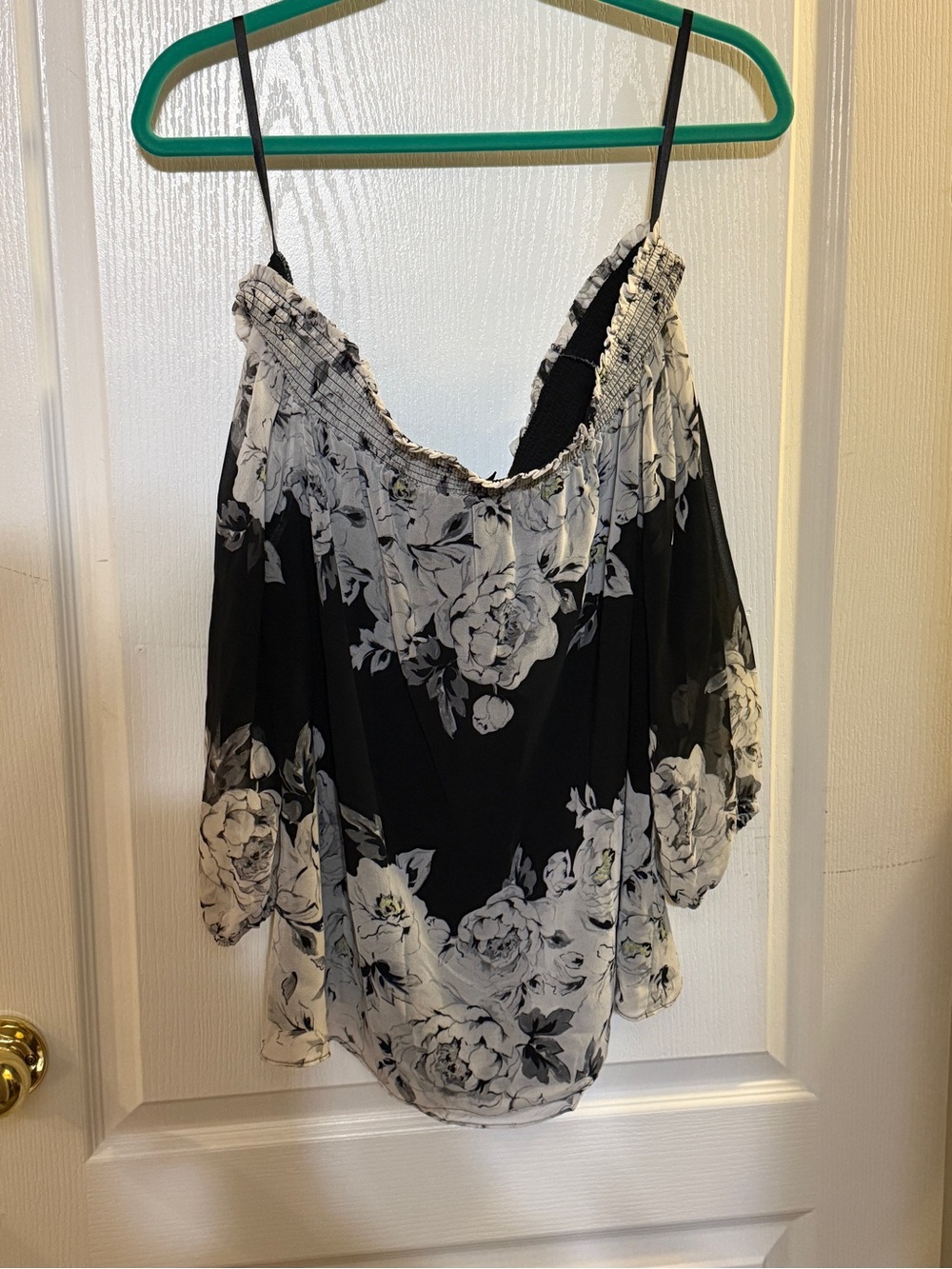 White House Black Market Black & White Floral Off-Shoulder Tunic